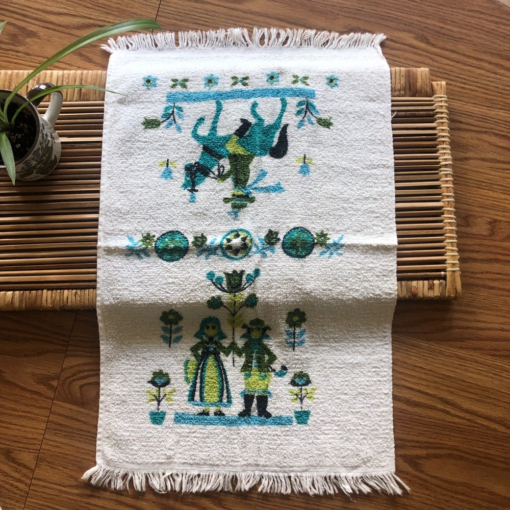 Vintage Folk Art Bath Hand Towel
